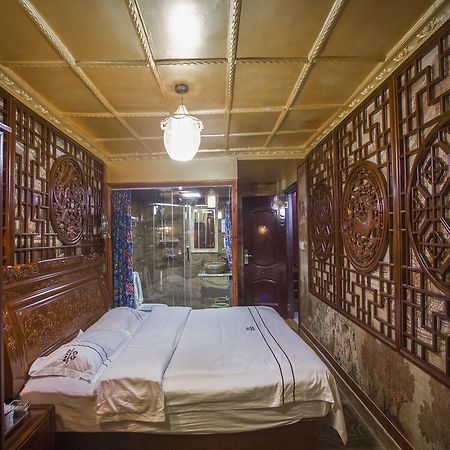 Lqj Riverside Guest House Fenghuang Exterior photo